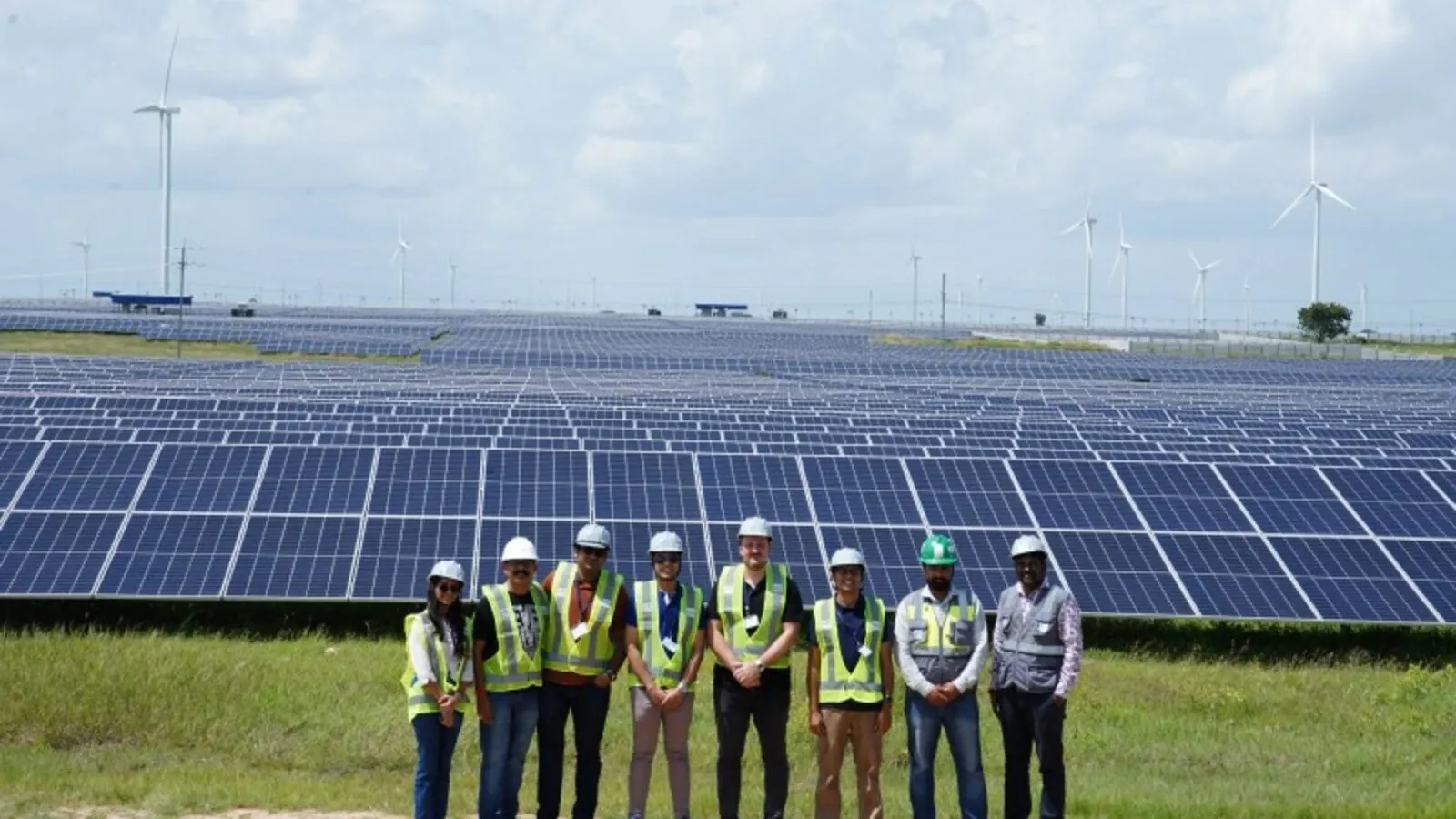 Clean Max To Supply Hybrid Renewable Power To Shell’s LNG Terminal And Technology Centre In India