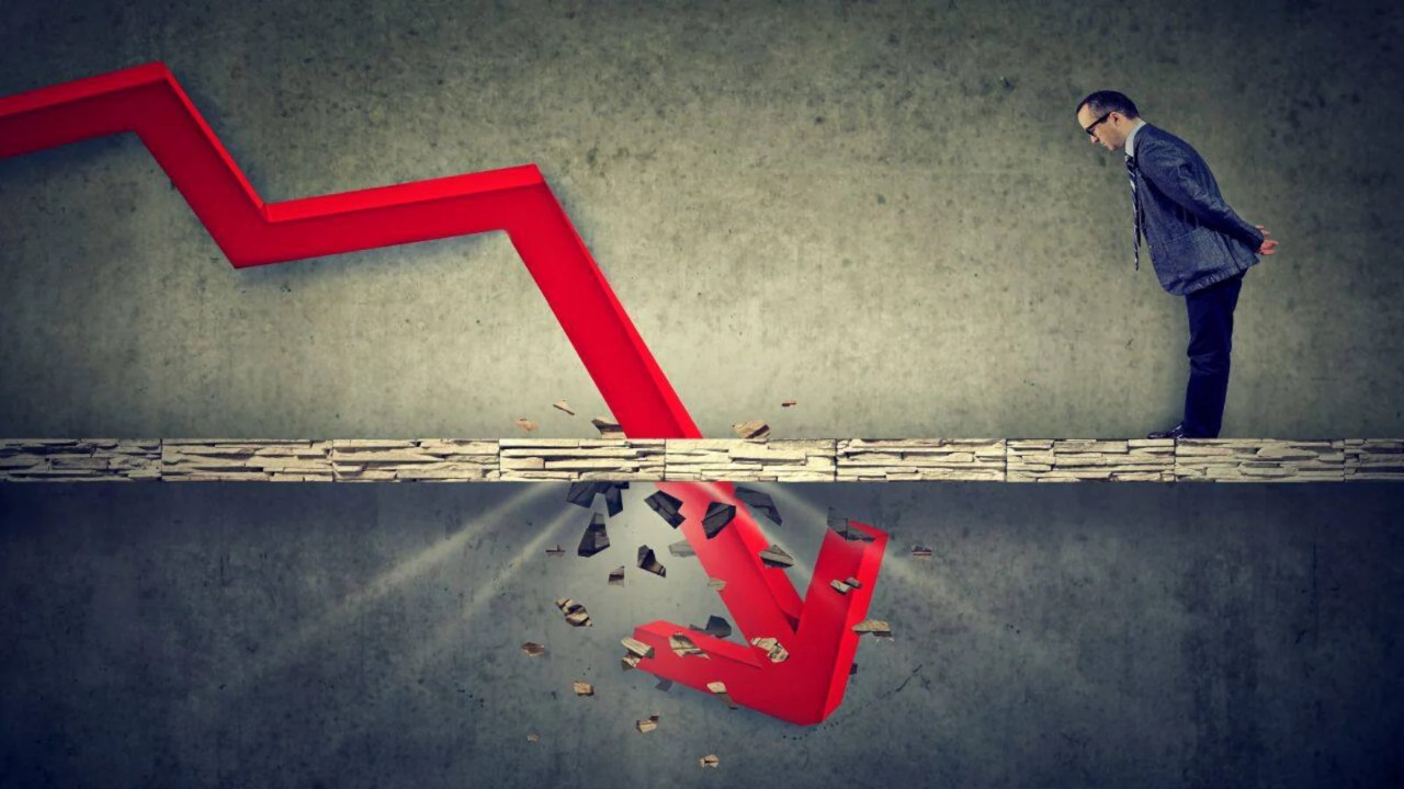 Oracle’s India Layoffs Spark Global Backlash as Stock Plunges: Ellison’s Net Worth Drops Rs 1.3 Trillion in a Day