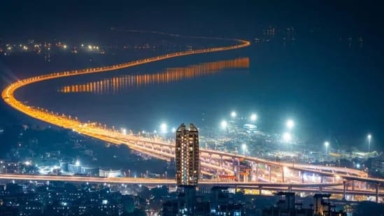 Atal Setu to Feature Food Plaza and Fuel Station for Commuters' Convenience