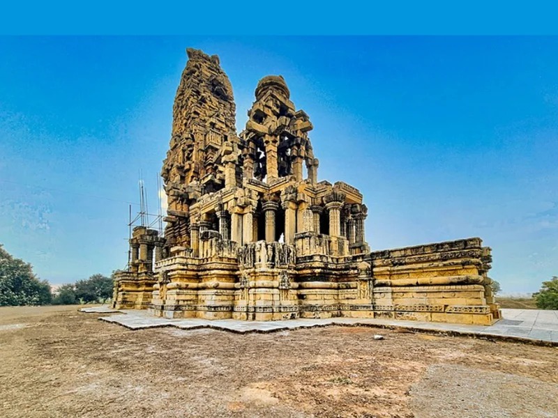 Unveiling the Mysterious Kakanmath Temple: Built by Ghosts Overnight!