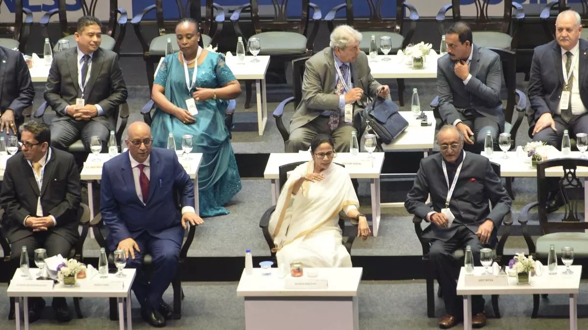 Bengal Secures Massive ₹4.40 Lakh Crore Investment Boost at Global Business Summit 2025