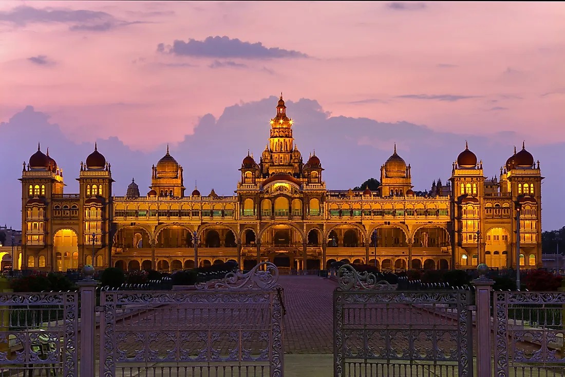 Visit India's Grandest Palaces: 8 Grand Marvels to Explore This April