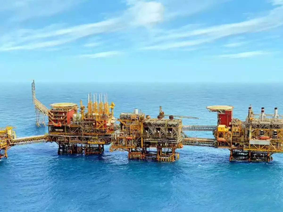 Indian Oil Giants Set Record ₹69,000 Crore Capex for FY26, Signaling Major Energy Sector Expansion