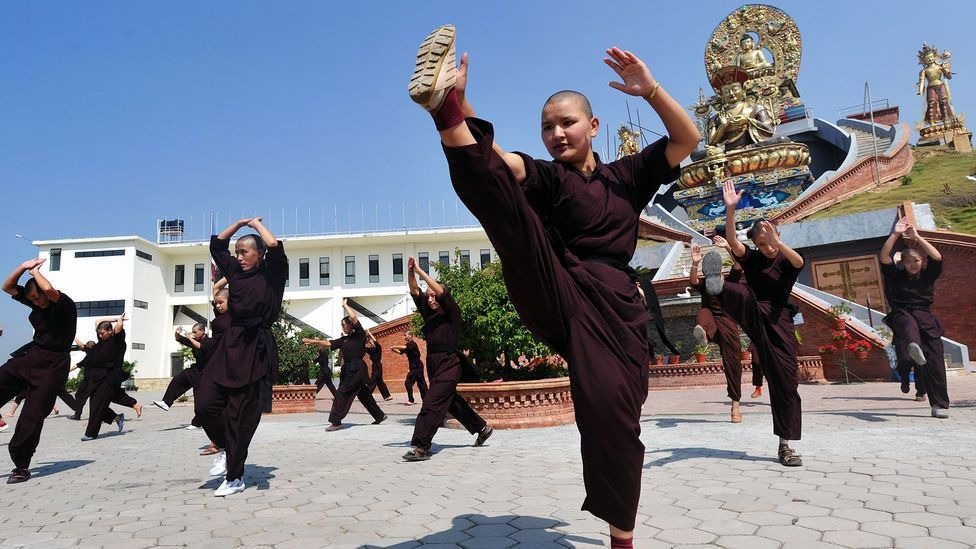 Kung Fu Mastery: Nuns Amaze the World with Their Incredible Martial Arts Skills