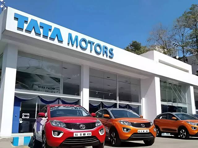 Tata Motors Shares Surge 5.3%, Lead Nifty 50 Rally