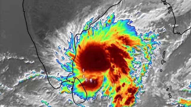 Cyclone Warning Issued For Tamil Nadu And Puducherry As Storm Likely To Intensify