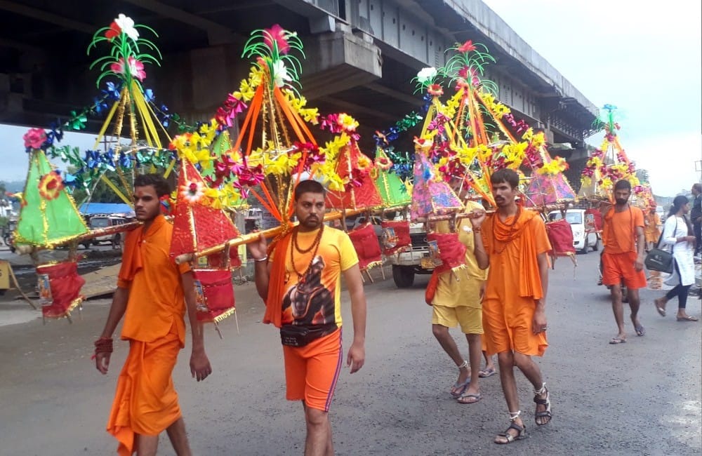 UPSRTC to Run Extra Buses for Kanwar Yatra, Sets Up 24-Hour Control Rooms