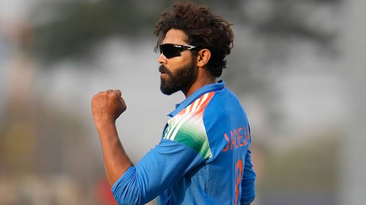Jadeja Strikes as Kohli Takes a Sharp Catch; Inglis Departs