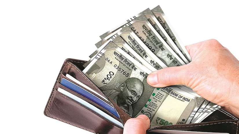Telugu Actor Vishwak Sen's Bodyguards' Salary Stuns Fans