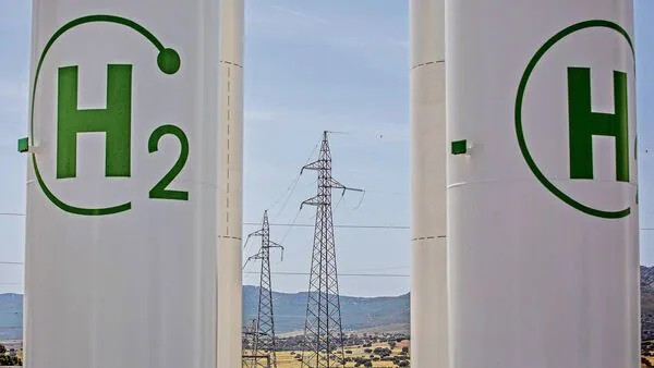 IFC, Siemens, Fullerton to acquire 49% stake in Hygenco in $250 million clean hydrogen deal
