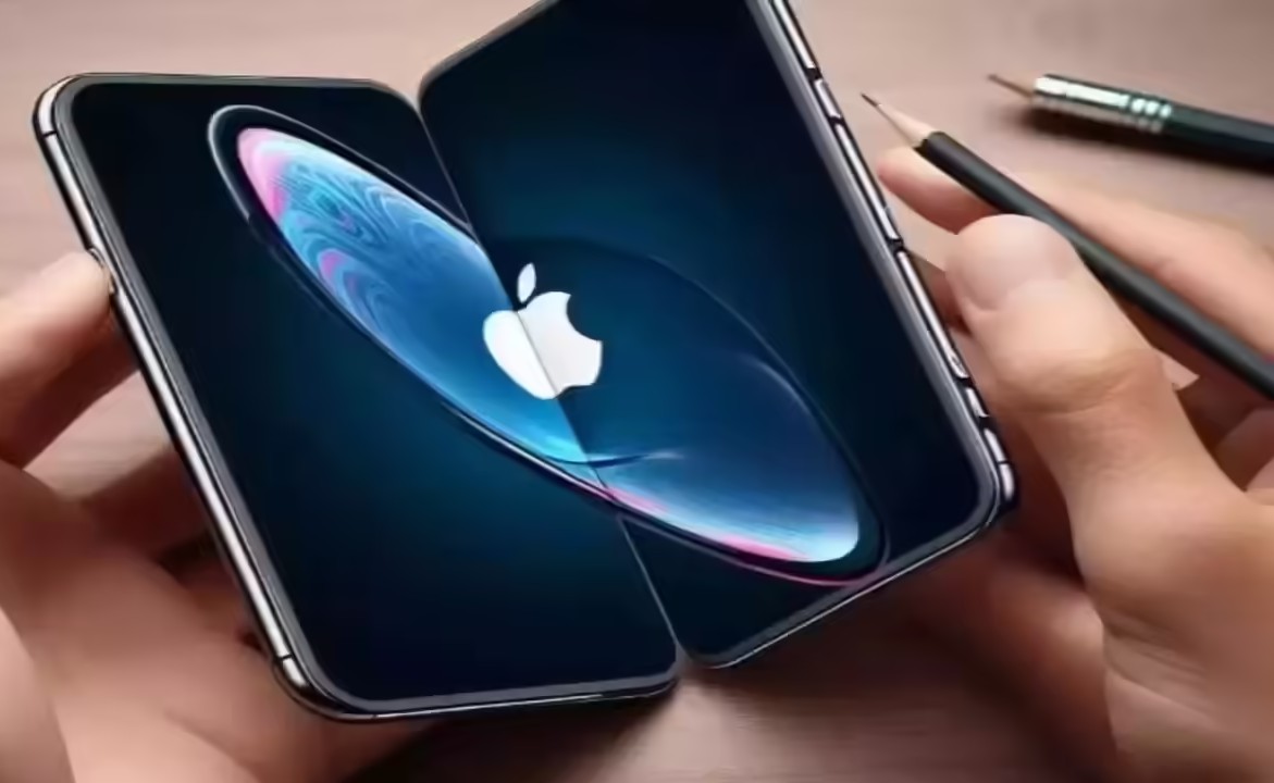 Fold the Future: Apple Eyes India for First-Ever Foldable iPhone Production
