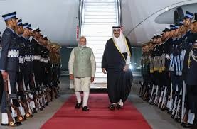 Qatar's Amir Honored with Grand Reception at Rashtrapati Bhavan During State Visit