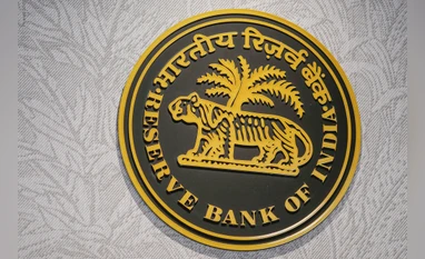 RBI Minutes Highlight Record Forex Reserves, Benign Inflation, and Bright Growth Outlook