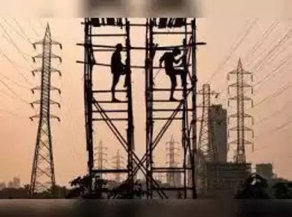 Renewable Power Producers Seek Extension of Transmission Charge Waiver Until 2030