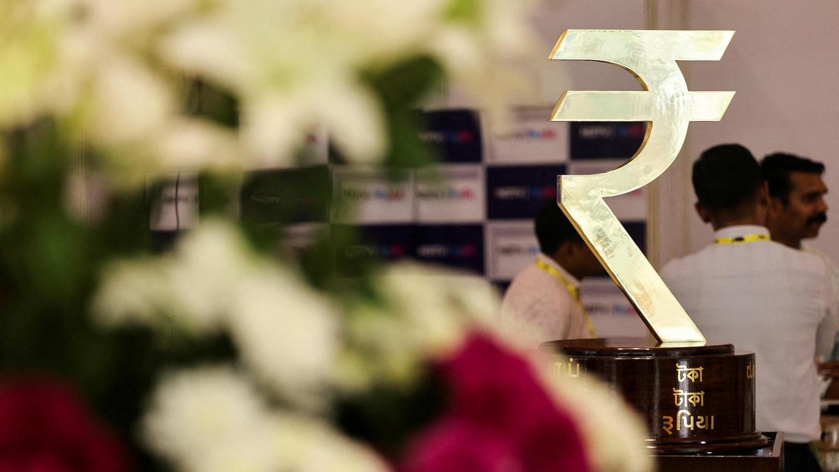 Rupee Strengthens Against Dollar, Ends At 89.88