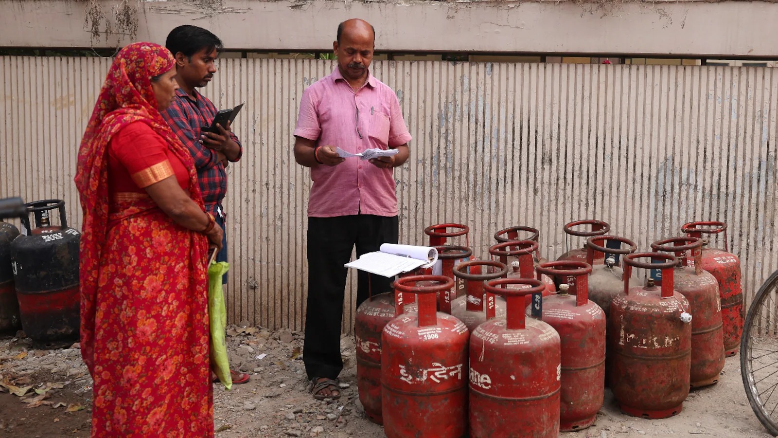 LPG Cylinder Prices Updated Across Delhi, Mumbai, Kolkata On March 18