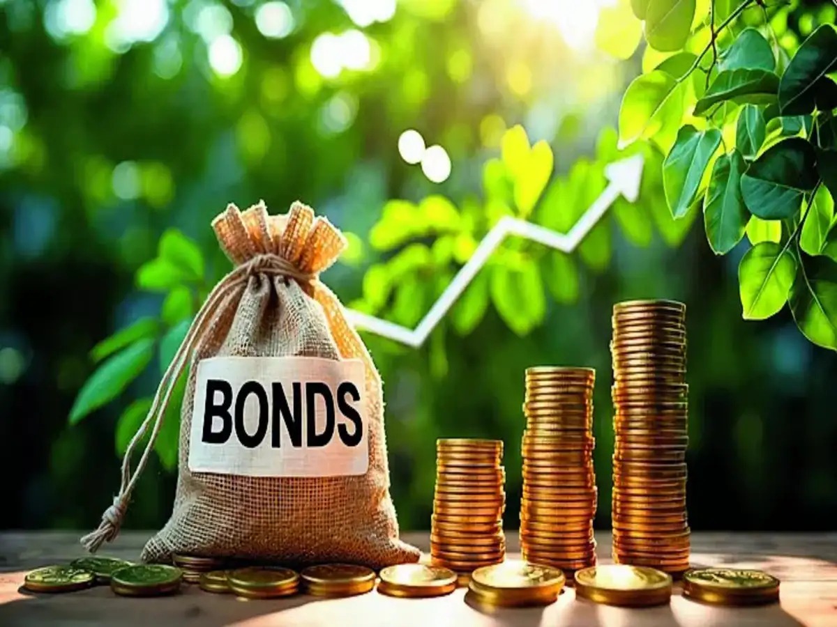 India Sells ₹240 Billion in Treasury Bills Across Three Tenors