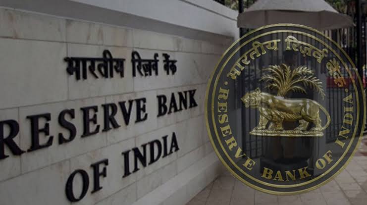 RBI Tightens Screws on Valsad Mahila Nagrik Sahakari Bank Amid Compliance & Liquidity Woes