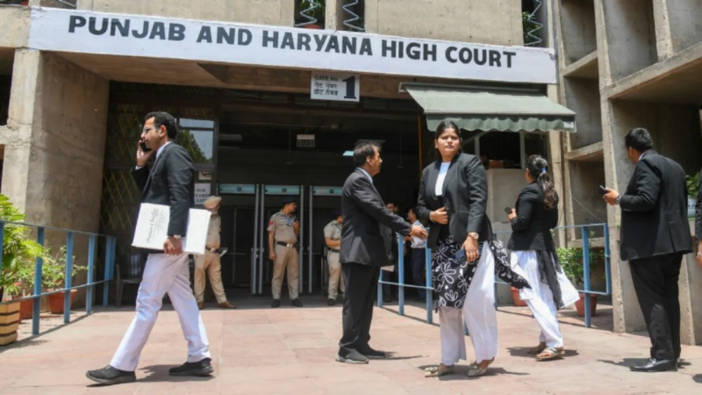 Prescription Clarity Now A Right: Punjab And Haryana High Court Declares Legible Medical Notes Fundamental To Health