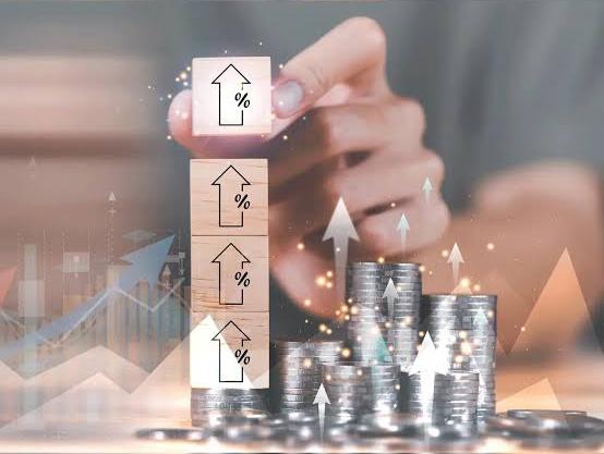 Large-Cap Stocks: 6 Equities Offer Upside Potential of Up to 33%