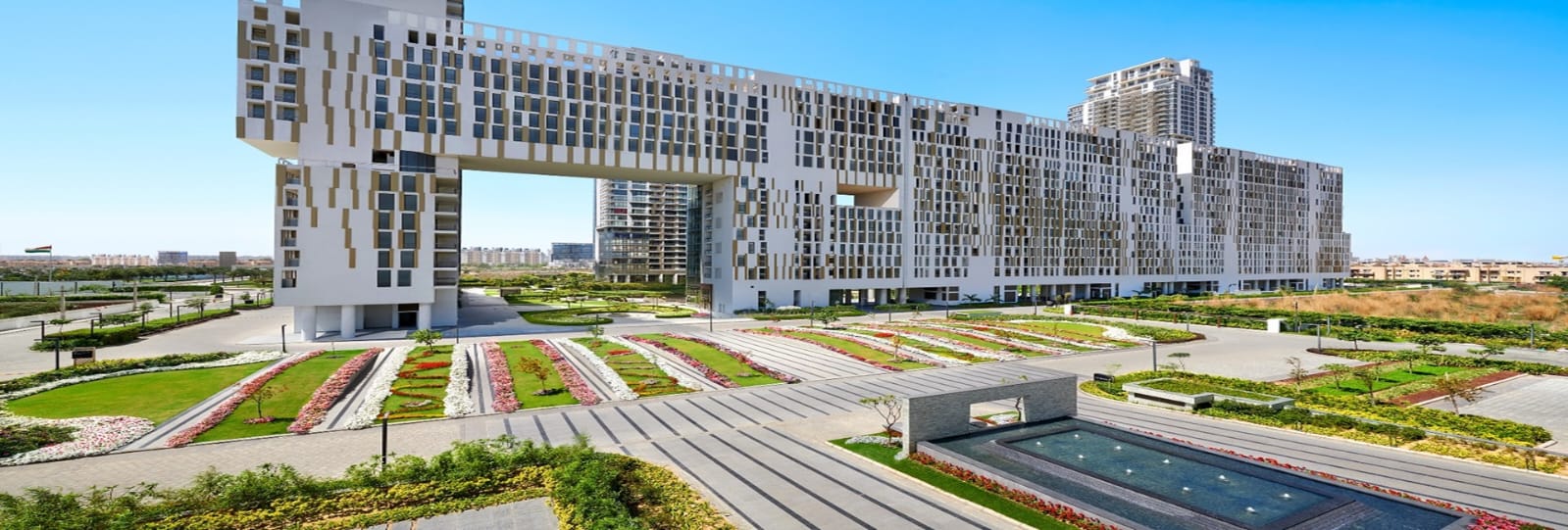 DLF's 'The Dahlias' Project in Gurugram Achieves Record Sales of ₹11,816 Crore