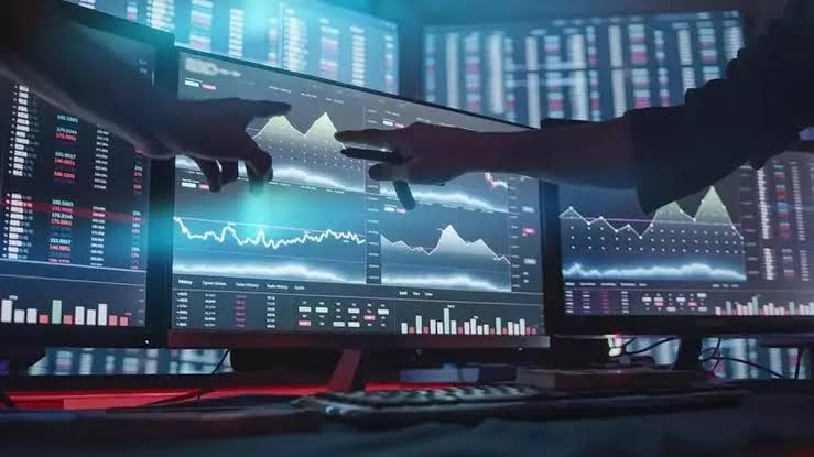 Global Markets Steady, India Sees FII Surge; Major Corporate Deals and Appointments Shape Business Landscape