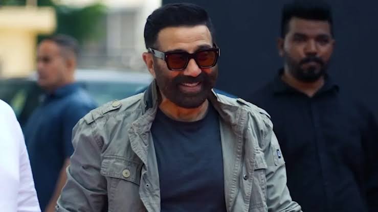 From Old Feuds to New Beginnings: Sunny Deol’s Surprising Visit to Yash Raj Films Studios
