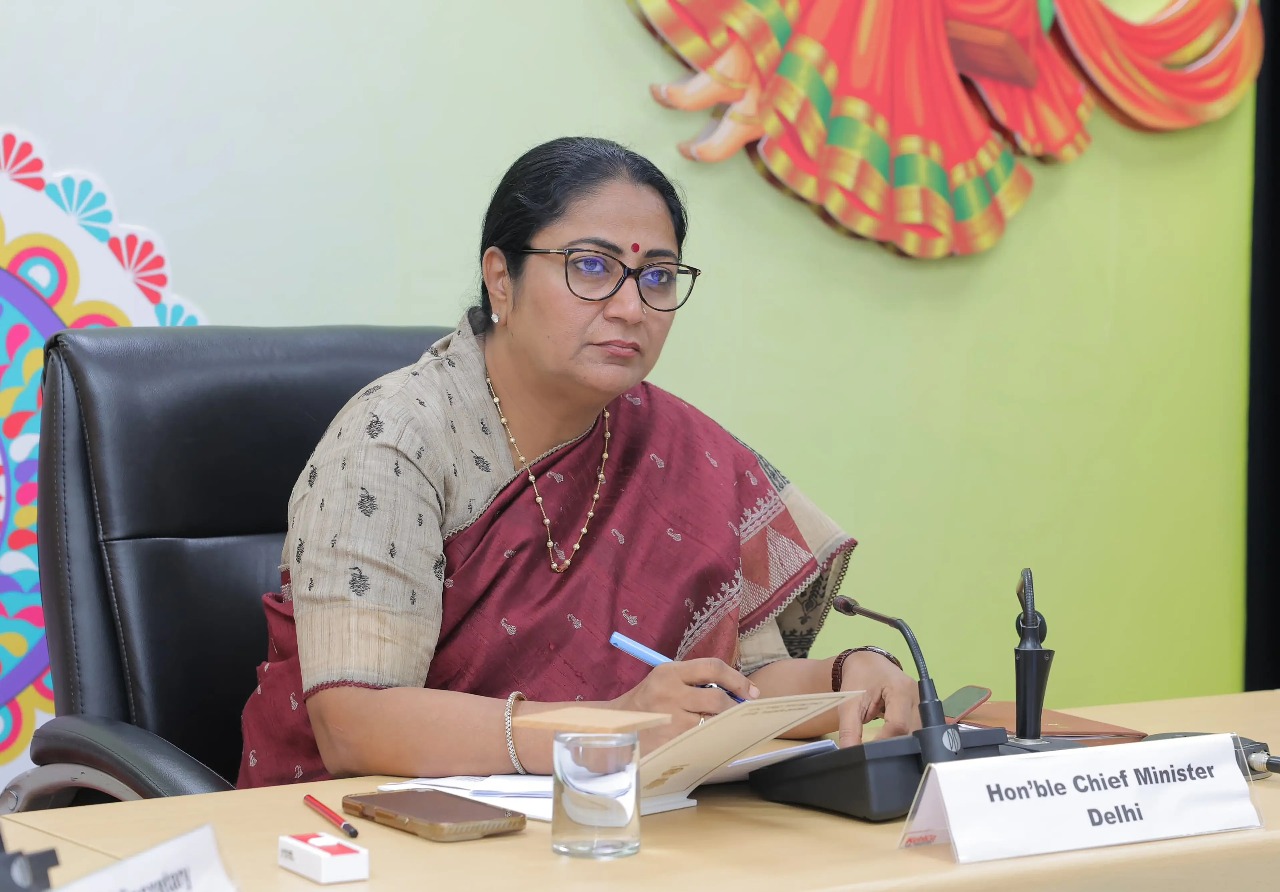 CM Rekha Gupta Unlocks Financial Autonomy for Delhi’s Top Bureaucrats: A Governance Overhaul