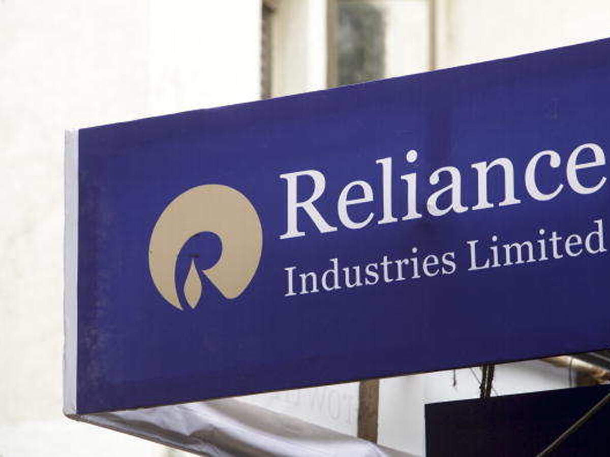Reliance Shifts Focus to 5G and Hyperlocal Deliveries Amid Petrochemical Challenges
