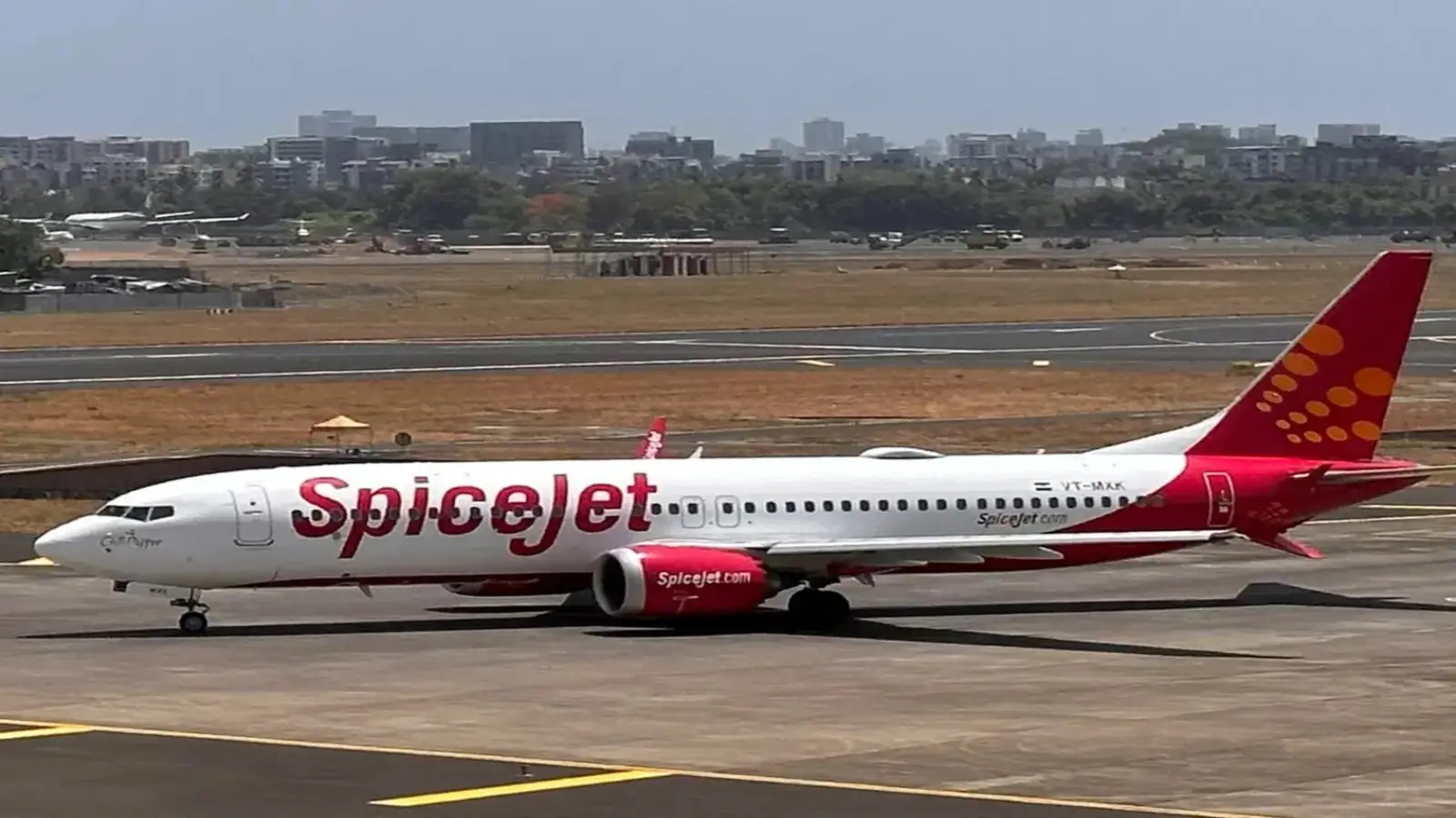 SpiceJet Awaits Refund as Court Keeps Payment on Hold