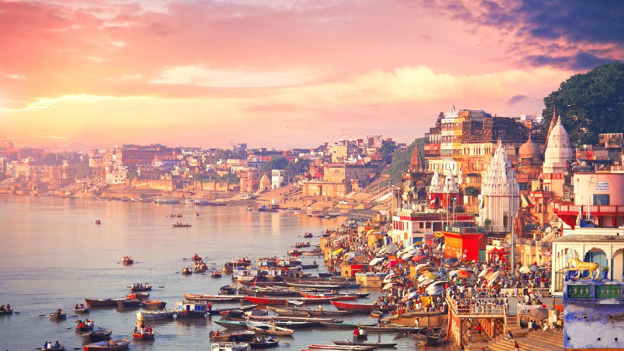 Varanasi’s Sacred Trail: 6 Ghats That Come Alive This Maha Shivratri