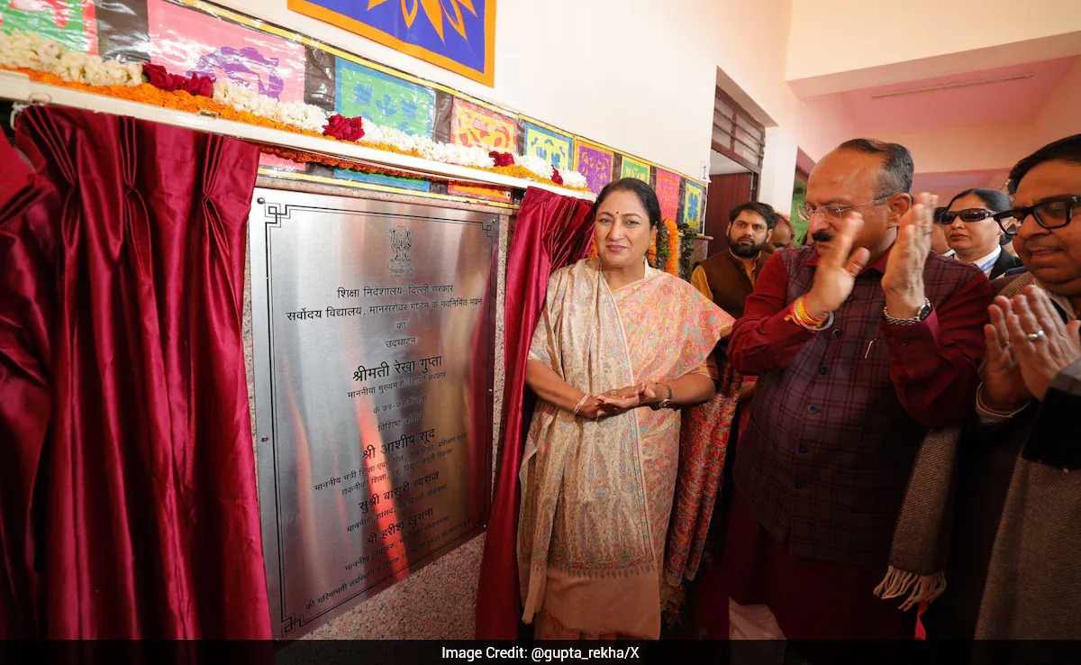 Delhi CM Rekha Gupta Launches 'Mission Kayakalp' for School Upgrades