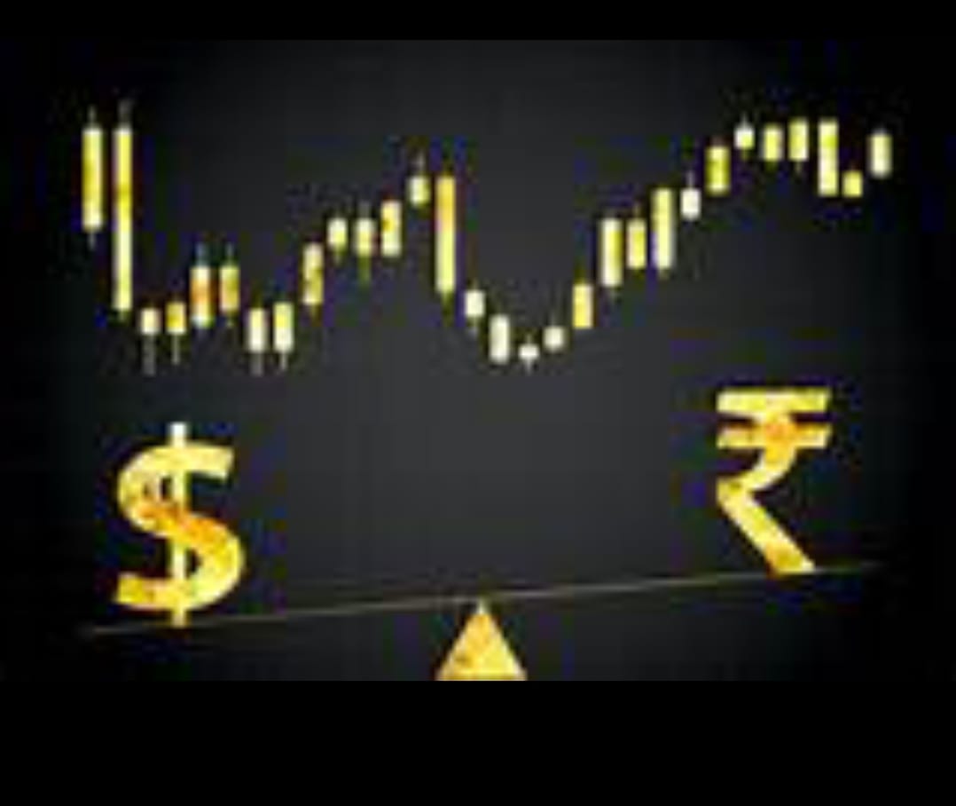Rupee Weakens: Slips 5 Paise to ₹85.69 Against the Dollar in Early Trade