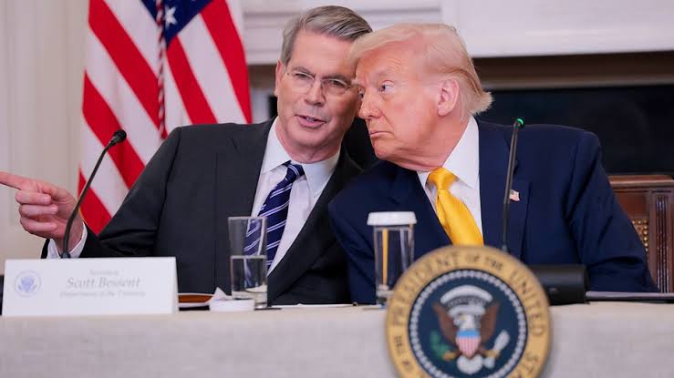 “Tariff Clock Ticking”: Bessent Warns 100 Nations as Trump’s Trade Ultimatum Nears August 1 Deadline
