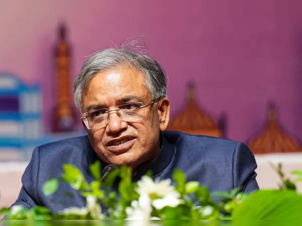 Unplugged and Secure: How India's Standalone Voting Machines Resist Cyber Threats
