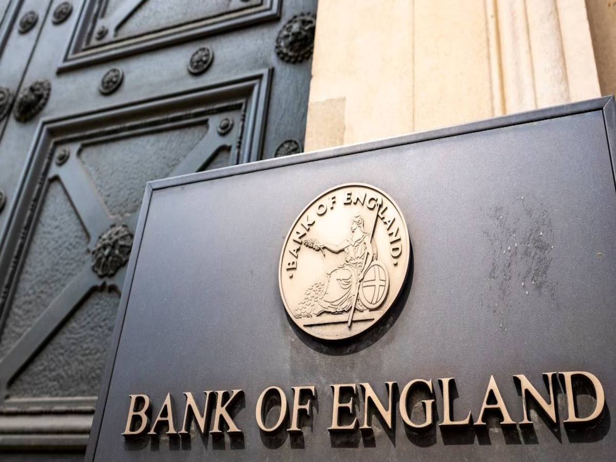 Bank of England Slows QT Pace, Calms Bond Market Storm With Strategic Gilt Shift