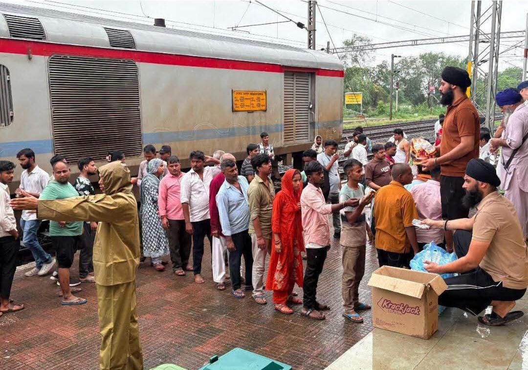 Back on the Rails: Vande Bharat, Shatabdi Resume Operations as Mumbai–Gujarat Corridor Reopens