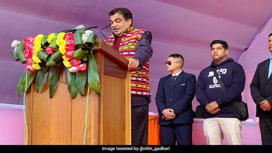 Nitin Gadkari Emphasizes Spiritual Strength as a Path to Social Stability