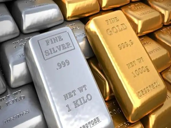 Precious Metals Plunge: What’s Driving The Gold And Silver Selloff?