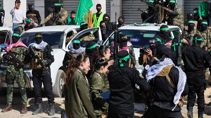 First US Hostage Freed by Hamas in Gaza After 484 Days: Keith Siegel Returns Home