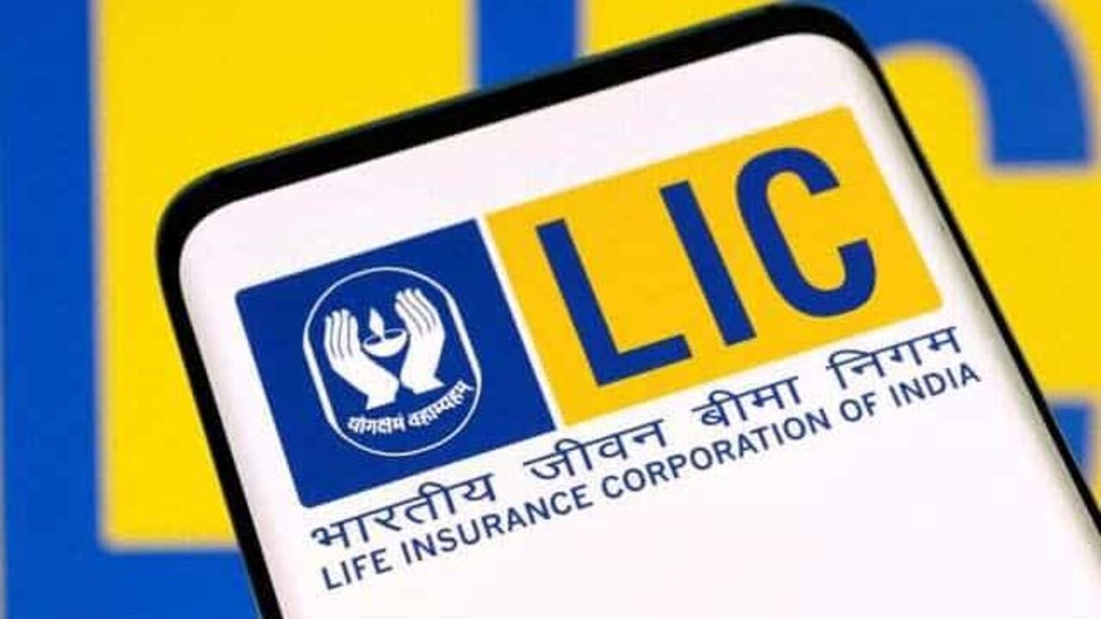 LIC Extends CFO Sunil Agarwal’s Term Until March 2027