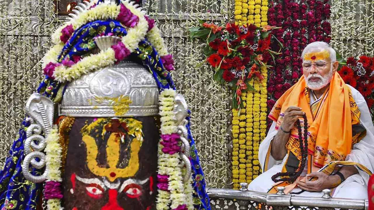 Ancient Hindu Sects Resurge in Modi's India, Sparking Cultural Renaissance