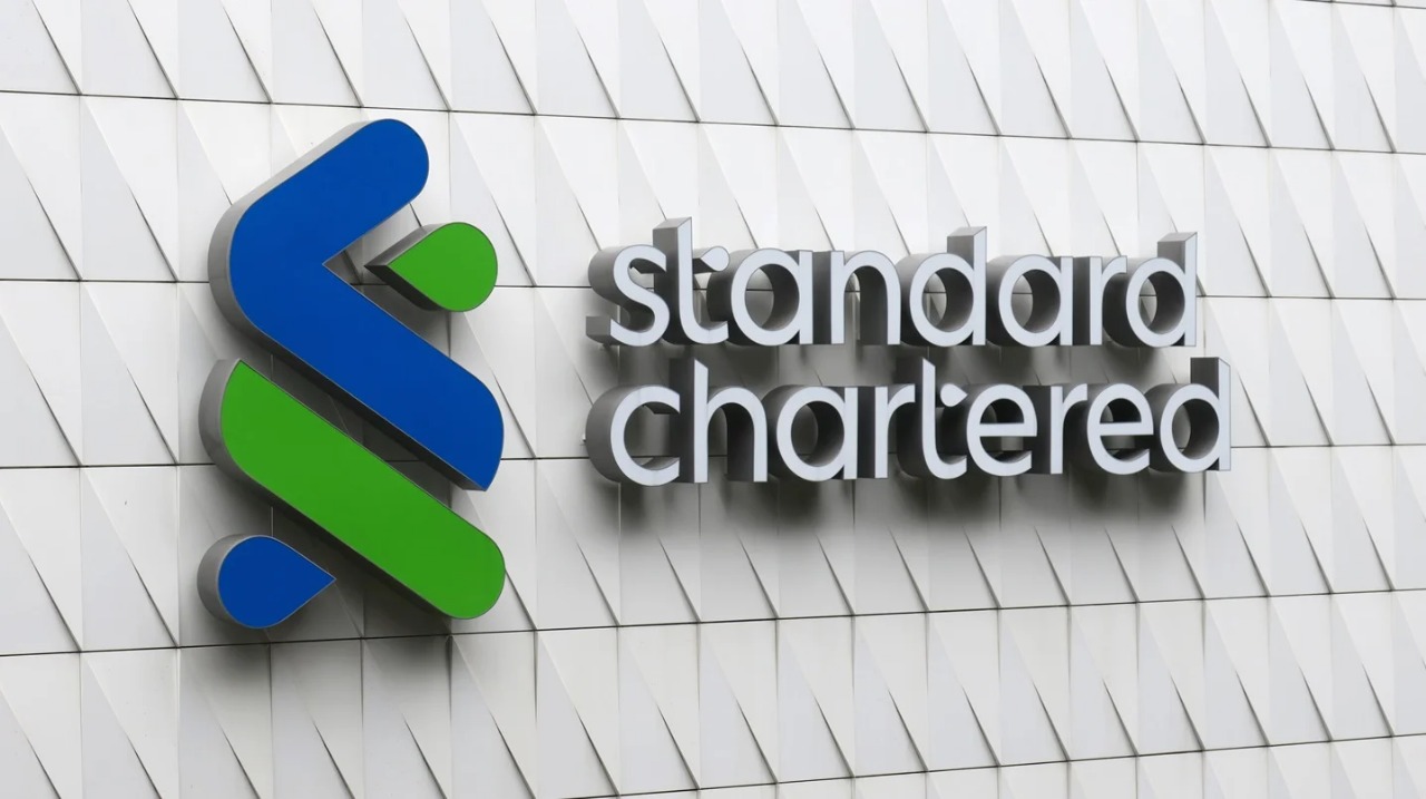Standard Chartered's Bold Move: $200 Billion Target as Bank Expands Beyond Metros