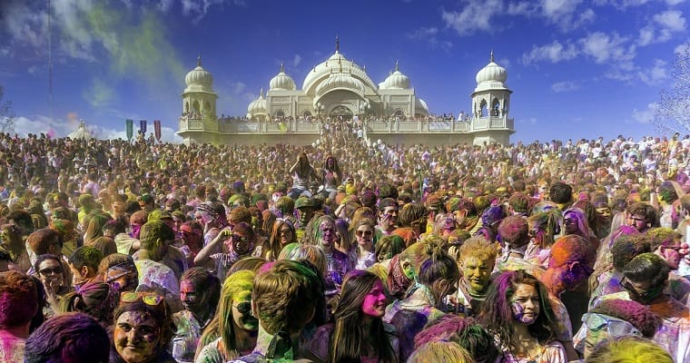 India Bursts Into Colour As Millions Celebrate Holi With Joy And Unity