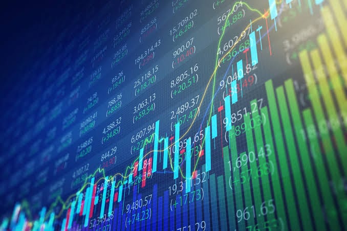 Early Green, Banking Drag: Nifty 50 Edges Up as Bank Nifty Futures Start on a Softer Note