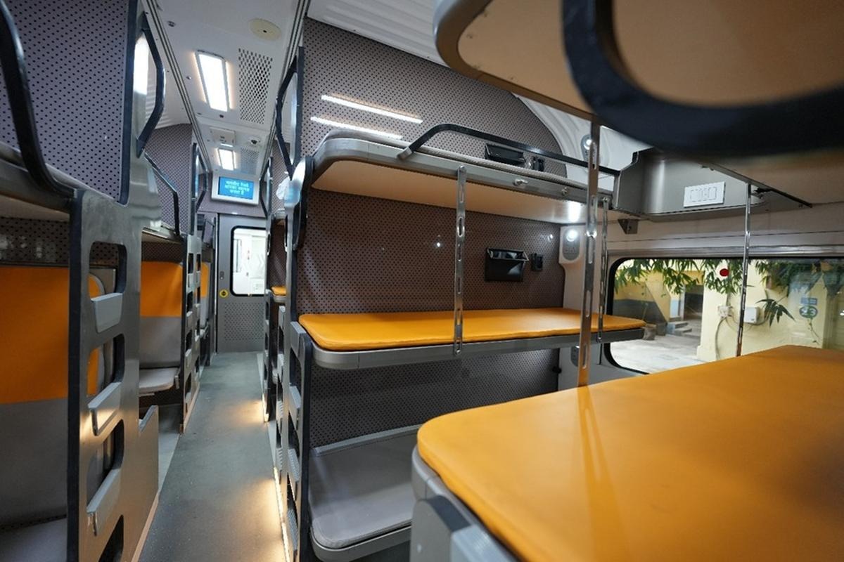 Vande Bharat Sleeper Trains Set for Historic Launch: Revolutionary Long-Distance Travel Coming in 2025