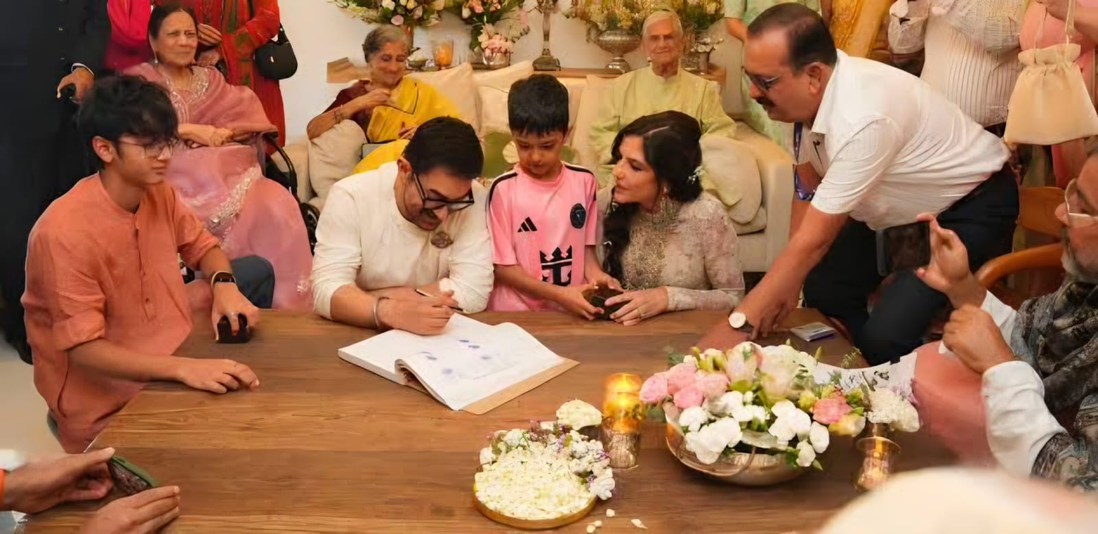 Aamir Khan and Gauri Spratt Fly to Australia for IFFM 2026