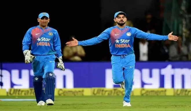Dhawan Reveals Contrasting Captaincy Styles of Dhoni and Kohli