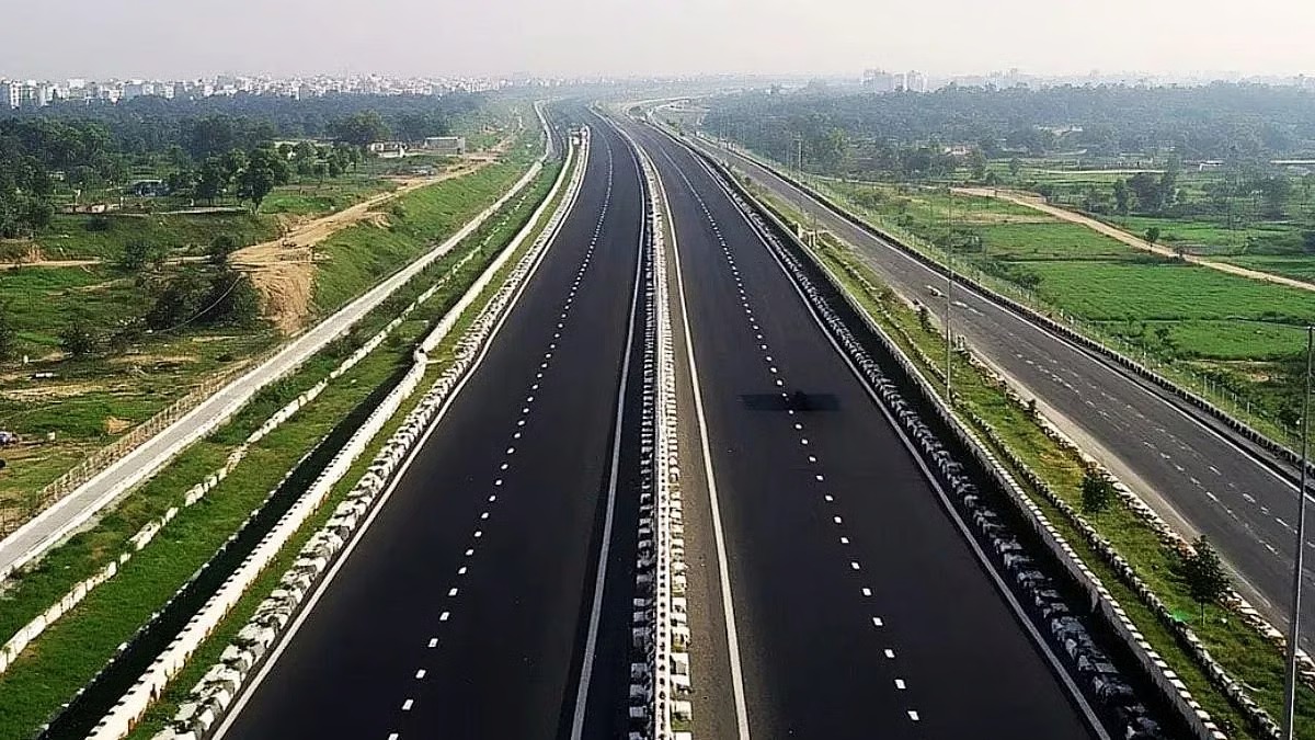 Lucknow-Kanpur Expressway Reduces Commute To Just 45 Minutes