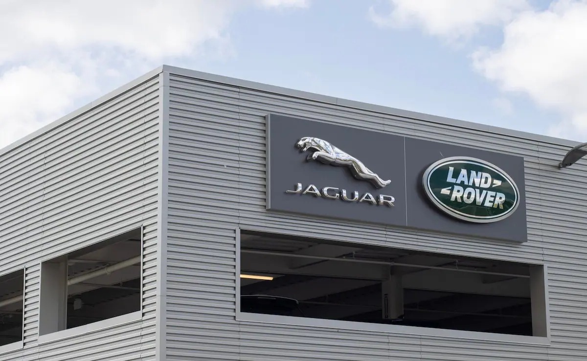 UK Government Backs Jaguar Land Rover With £1.5 Billion Loan Guarantee
